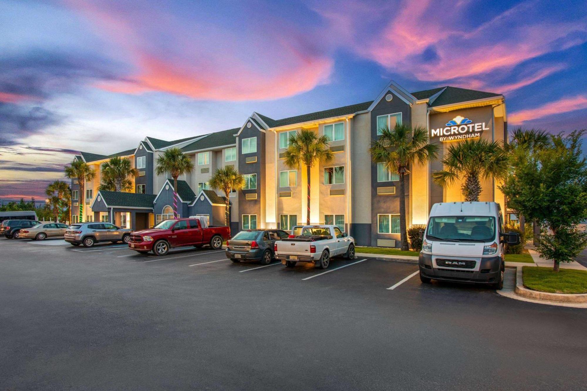 Microtel & By Wyndham Panama City