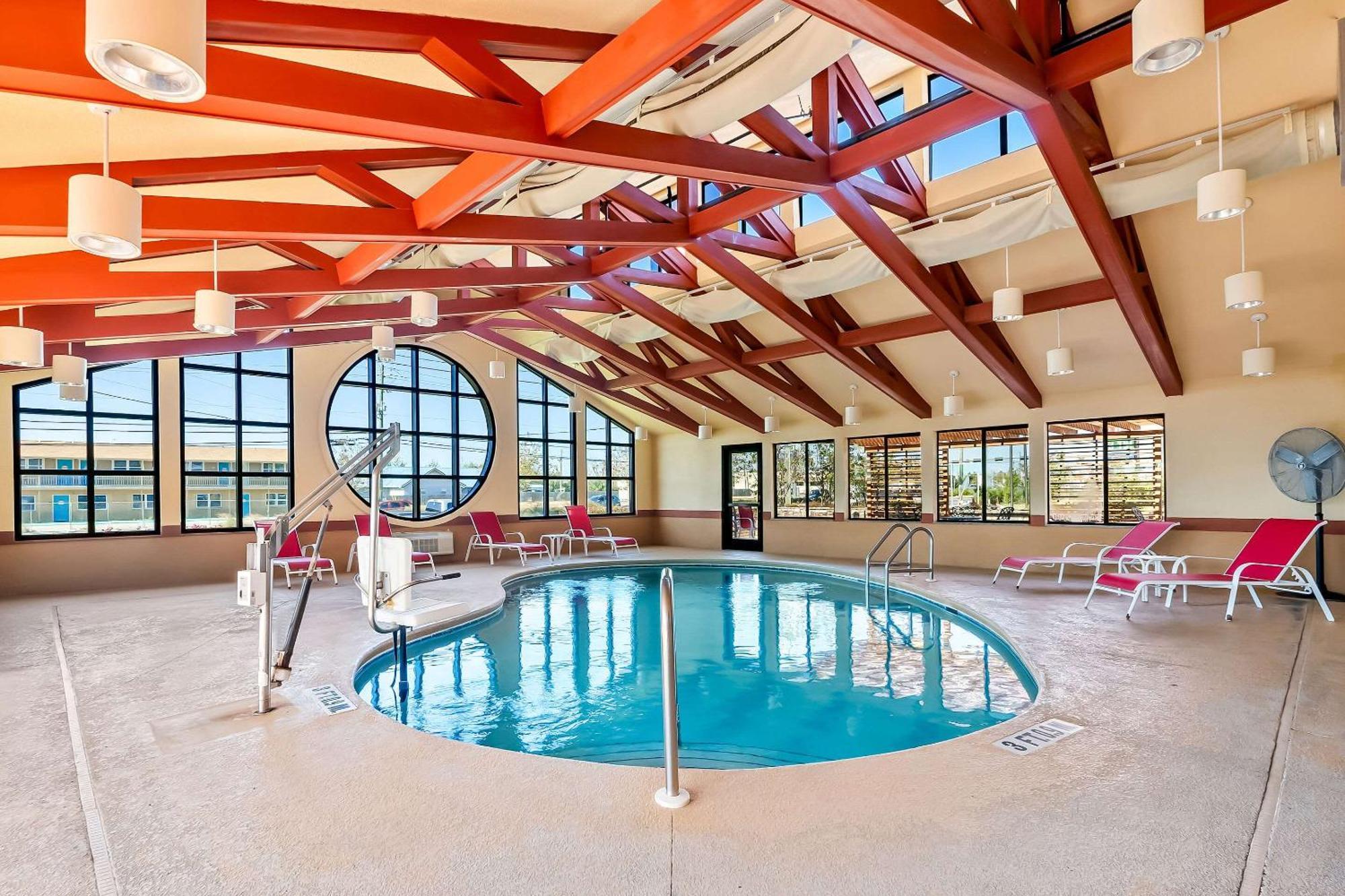 Comfort Near Tyndall Afb Panama City
