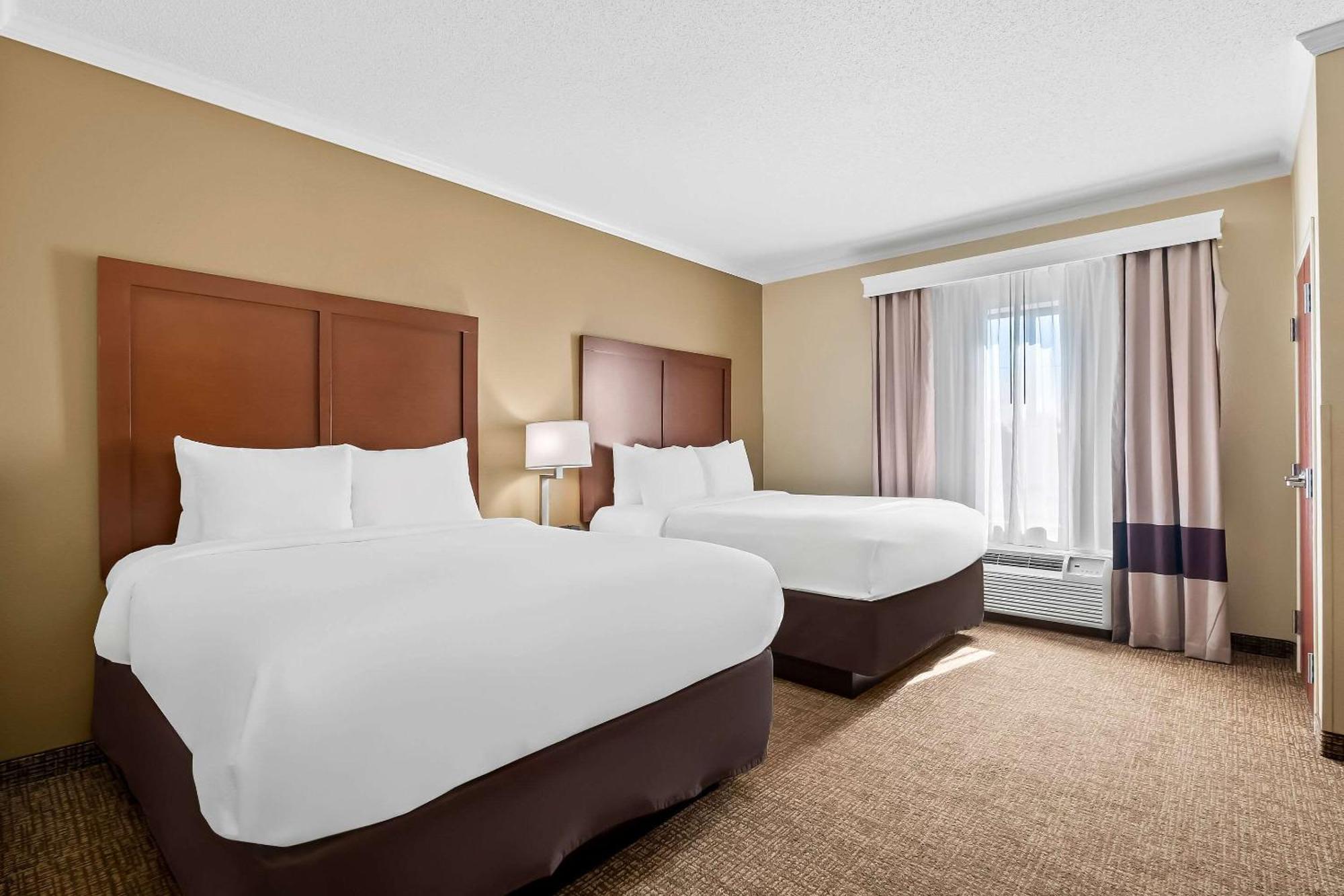 Hotel Comfort Near Tyndall Afb
