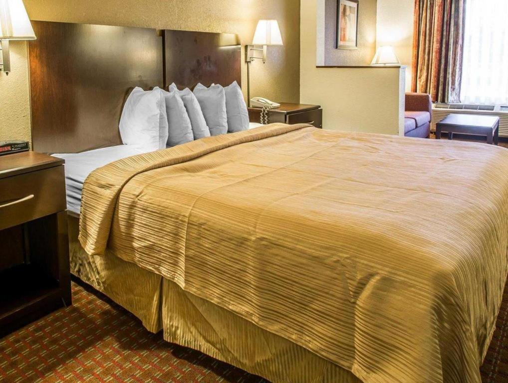 Quality & Near Panama 2* Panama City Beach