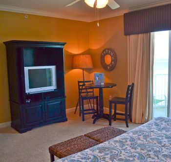 Aparthotel Boardwalk Beach By Royal American Beach Getaways