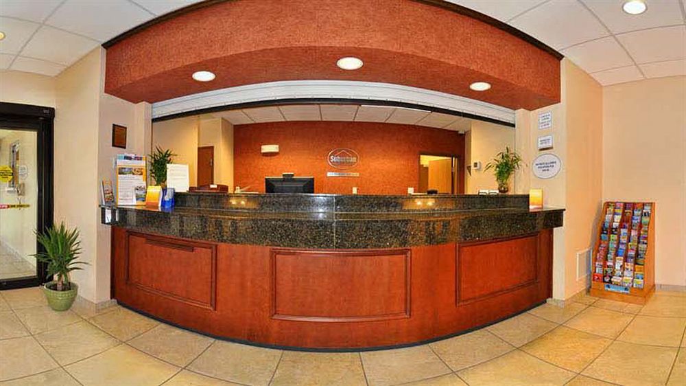 Hotel Suburban Near 2*