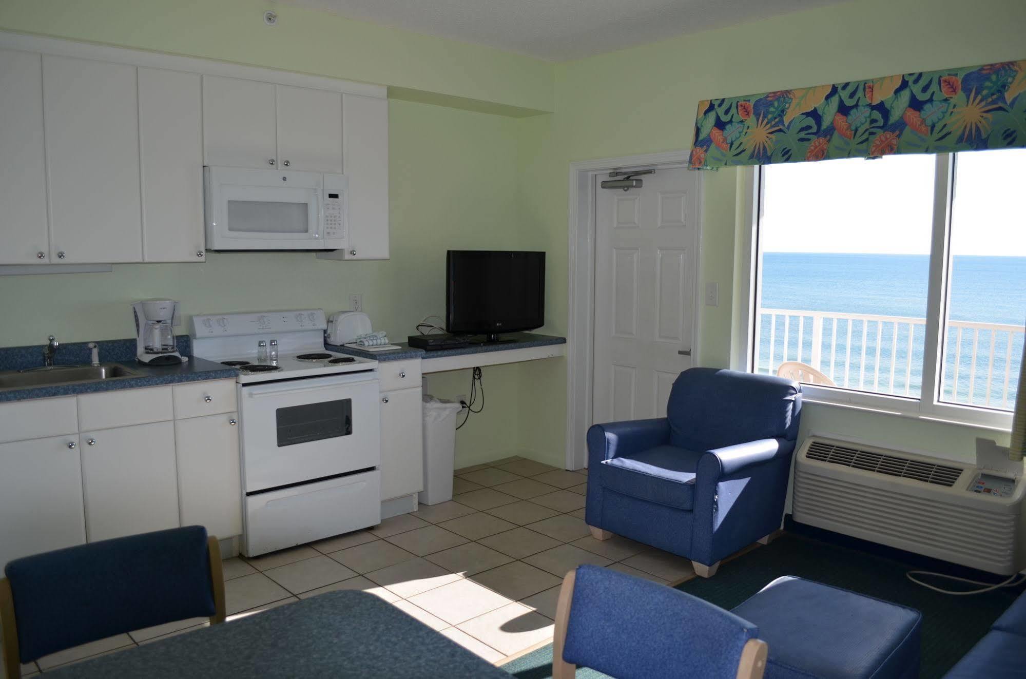 Palmetto & On The Panama City
