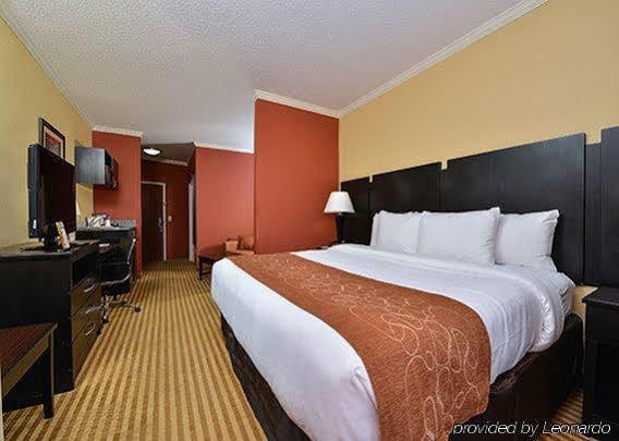 Hotel Comfort Near Tyndall Afb 3*