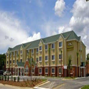 Hotel Microtel & By Wyndham 2*