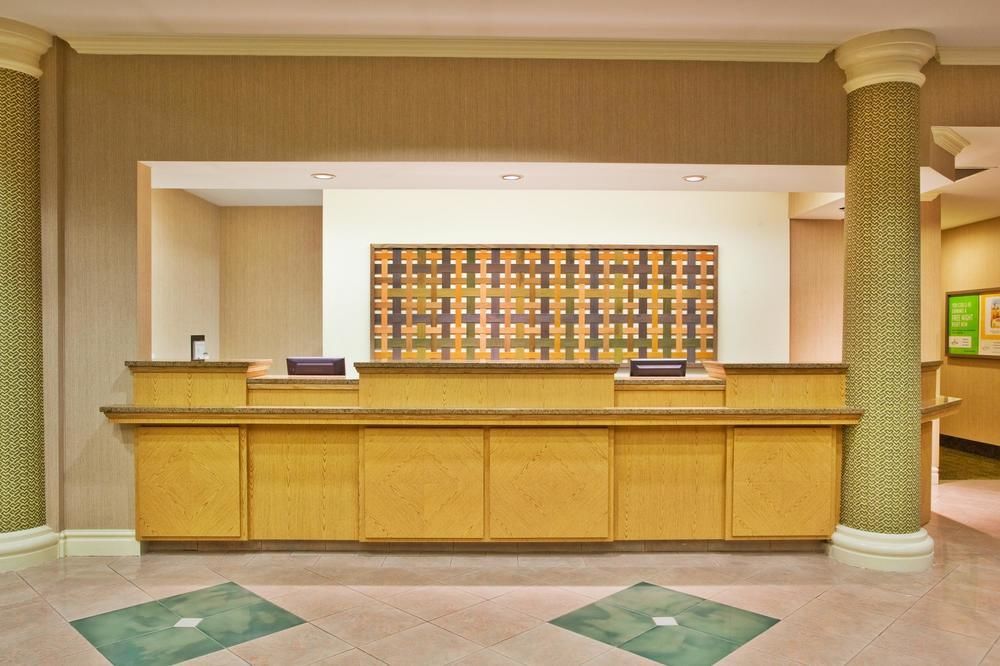 La Quinta & By Wyndham Hotel 3*