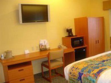 Microtel & By Wyndham Hotel