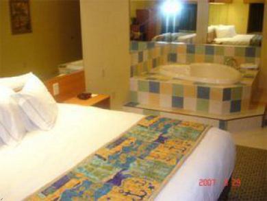 Microtel & By Wyndham 2* Panama City
